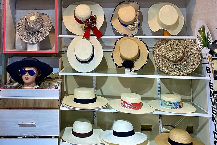 Panama Hat Maker, Artisan goods, Museum, Beachfront local Cuisine. SHORE TOUR - Photo 1 of 25