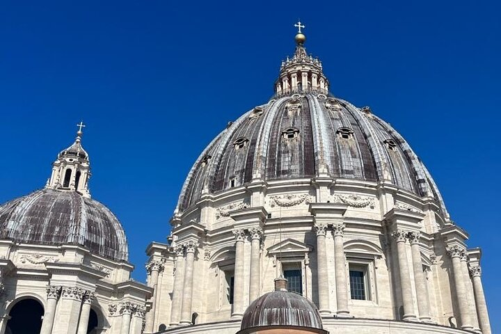 Panoramic Tour of Rome by Private Car of 2 hours and 30 minutes - Photo 1 of 9