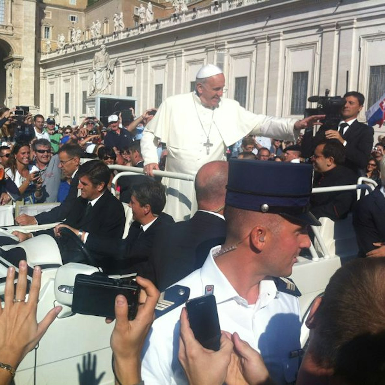 St. Peter's Basilica: Guided Tour + Papal Audience - Photo 1 of 7