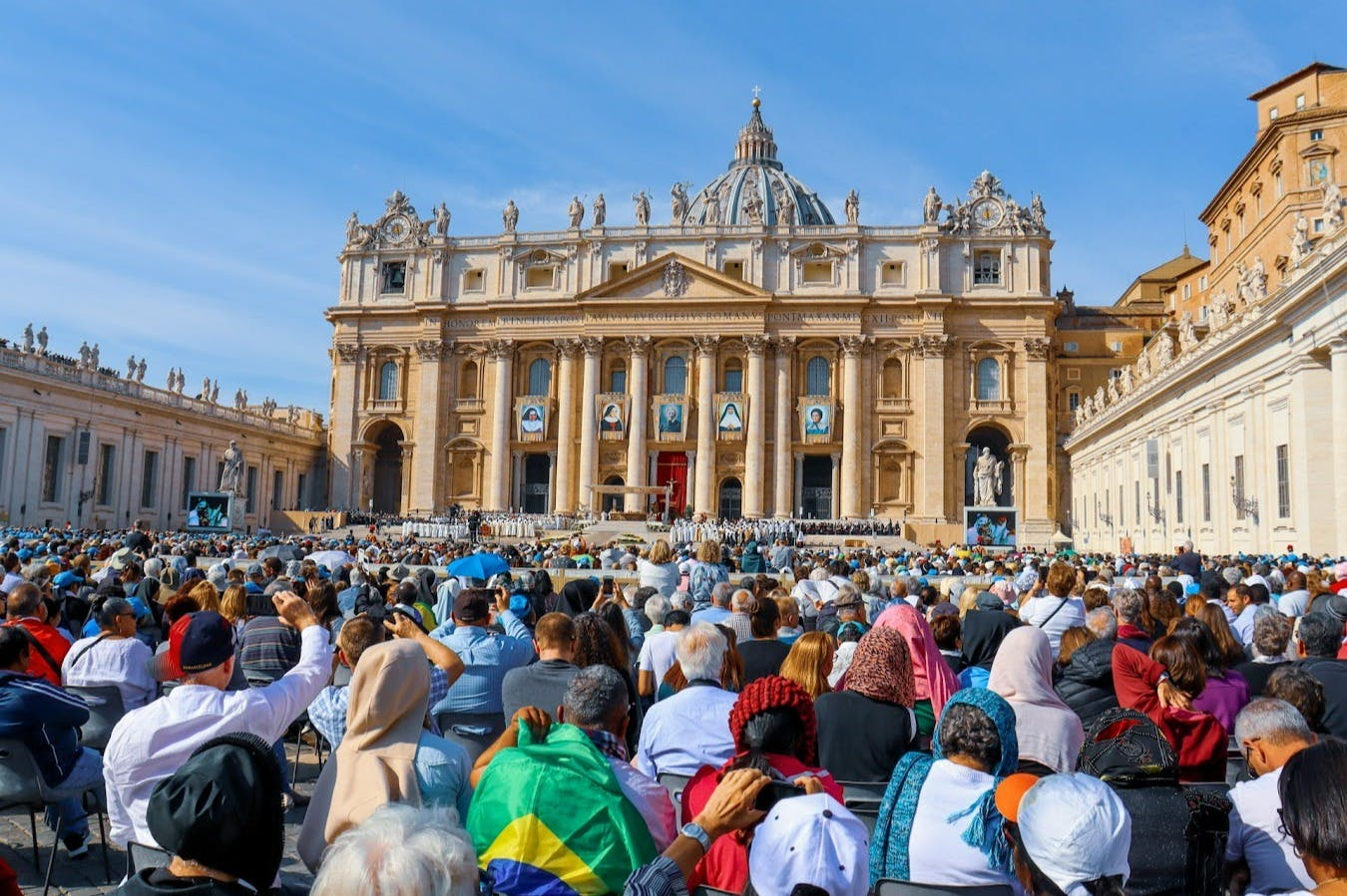 Vatican City: Guided Tour + Papal Audience - Photo 1 of 5