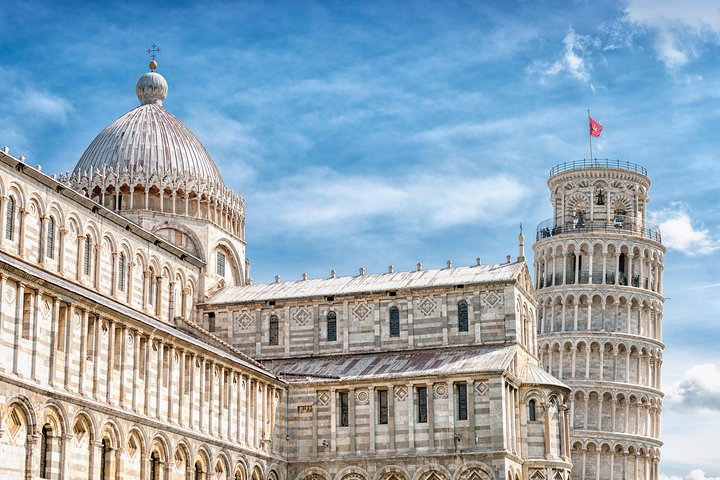 Pisa Walking Tour: Cathedral Square and Piazza dei Cavalieri