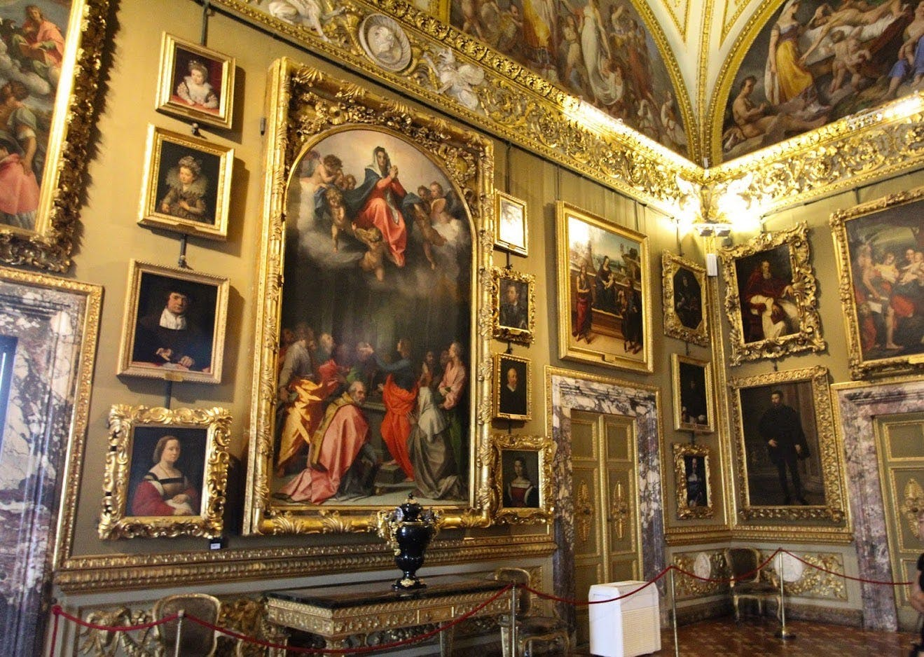 Palazzo Pitti & Palatine Gallery: Entry Ticket + Guided Tour - Photo 1 of 3