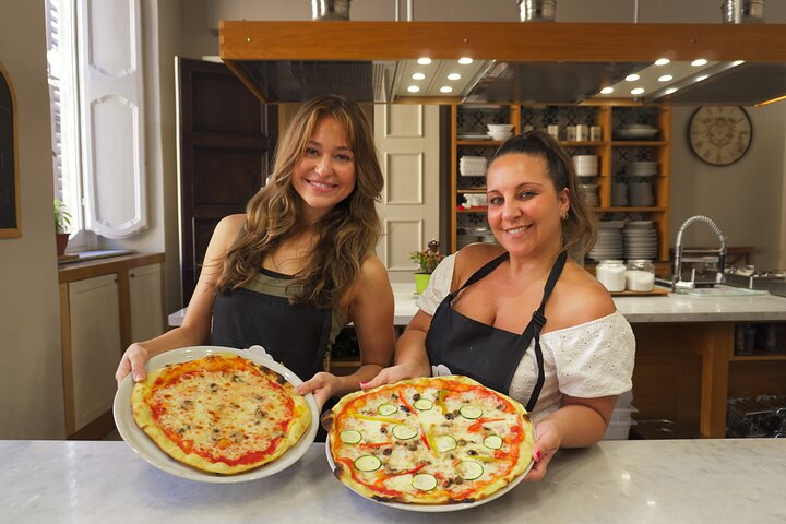 Pizza and Gelato Making Class in the Heart of Rome - Photo 1 of 15
