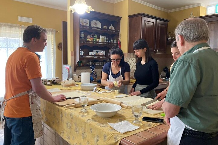 Pizza Napoletana Cooking Class and Dinner in Scafati - Photo 1 of 16