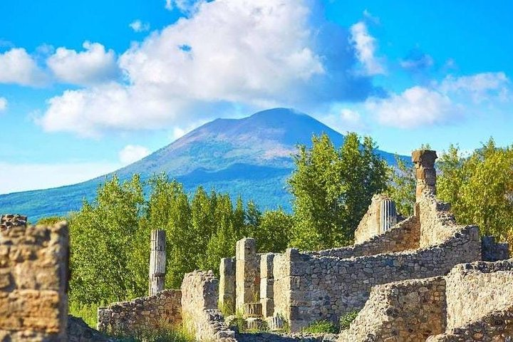 Pompeii and Vesuvius Select from Amalfi - Photo 1 of 7