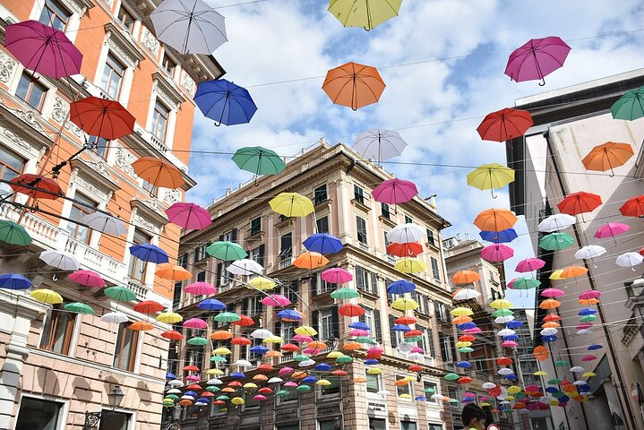 Private 3-hour Walking Tour of Genoa with official tour guide - Photo 1 of 6
