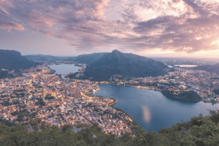 Private Audio Guided Walking Tour in Como - Photo 1 of 19