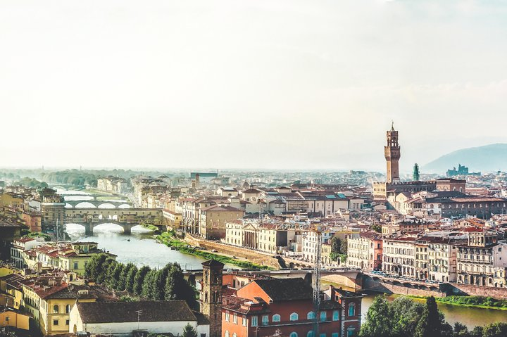 Explore the stunning skyline of Florence where rich history and remarkable art come together providing an unforgettable backdrop for your private tour of the Uffizi Gallery.