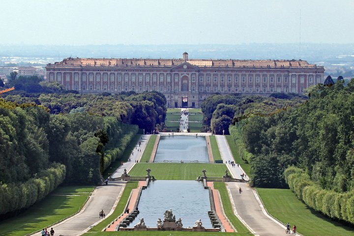 Private Chauffeured Tour to Caserta Royal Palace from Rome and Designer Outlet - Photo 1 of 11