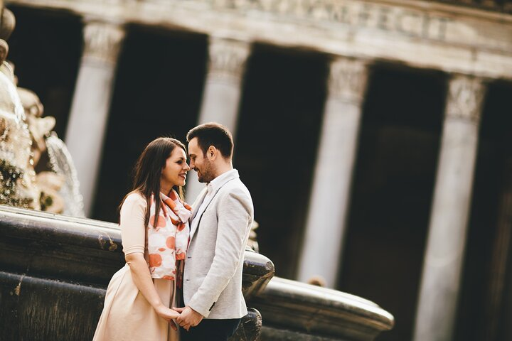 Private Classic Rome Photoshoot in Trevi Fountain & Pantheon  - Photo 1 of 8