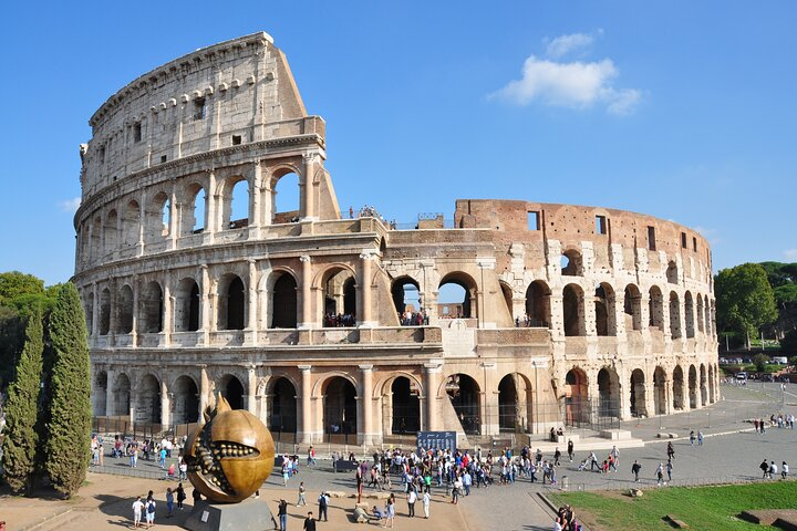 PRIVATE Colosseum, Roman Forum and Palatine Hill tour - Photo 1 of 8