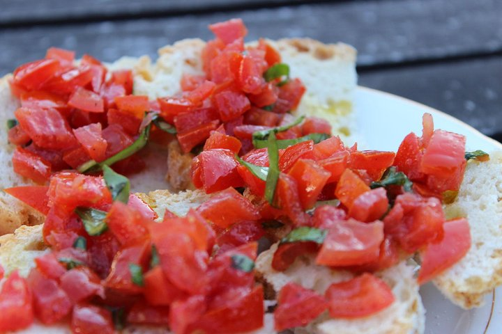 Bruschetta with tomatoes and basil