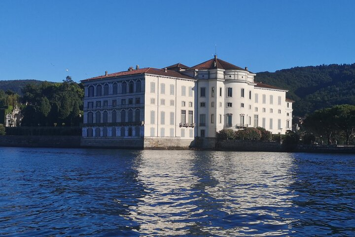 Private Guided Boat Tour of Lake Maggiore's Borromeo Islands - Photo 1 of 7