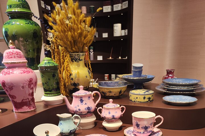 visit to a historic porcelain shop