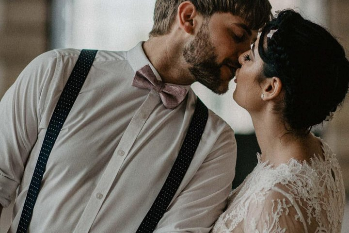 Private Photo Session with a Local Photographer in Borghetto - Photo 1 of 10