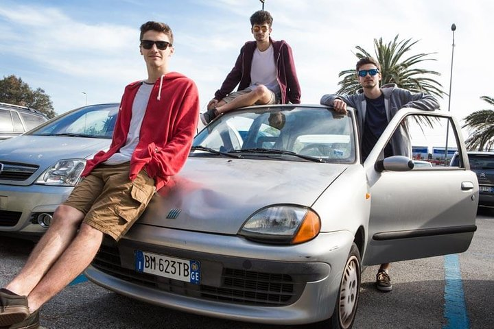 Private Photo Session with a Local Photographer in Cinque Terre - Photo 1 of 10