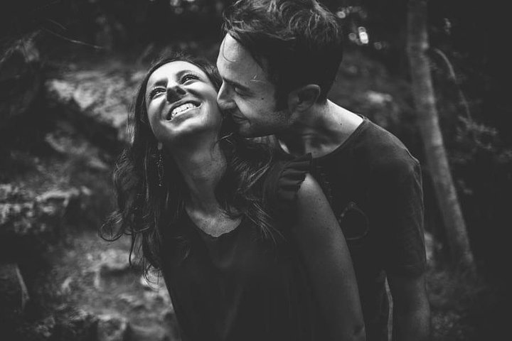 Private Photo Session with a Local Photographer in Sanremo - Photo 1 of 9