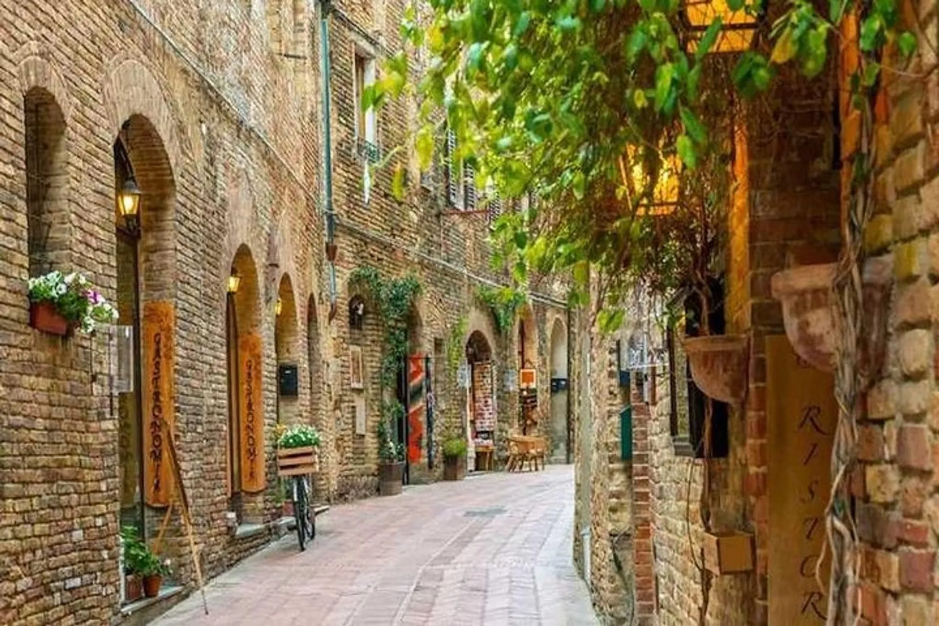 Private Shore Excursion from Livorno Port: Tuscany Highlights in Pisa |  Pelago, image size:1920x1280