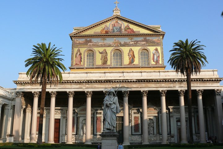 Holy Churches of Rome with private chauffeur - Photo 1 of 4