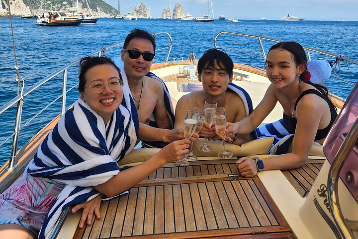 Private Capri Boat Tour with Local Captain - Photo 1 of 25