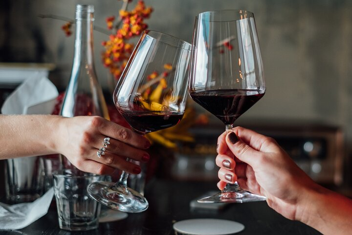 Private tutored wine tasting in Tuscany 