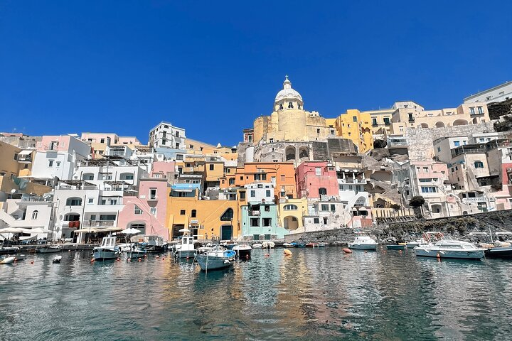 Private boat tour of Ischia and/or Procida - Photo 1 of 8