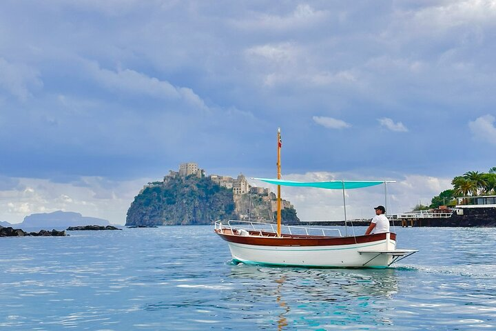 Private tour of the island of Ischia and/or Procida on Gozzo Apreamare - Photo 1 of 10