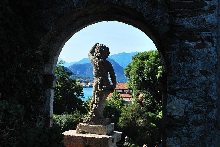 Private tour on isola Bella with a tour guide and sunset cruise. - Photo 1 of 8