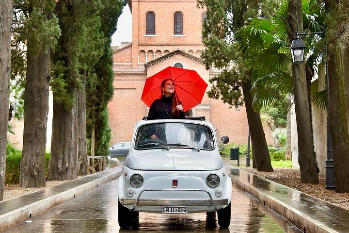Private Fiat 500 Photoshoot in Rome, with a local & Hotel Pickup - Photo 1 of 25