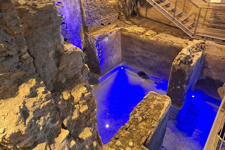 Semiprivate tour: Underground Rome - Photo 1 of 16