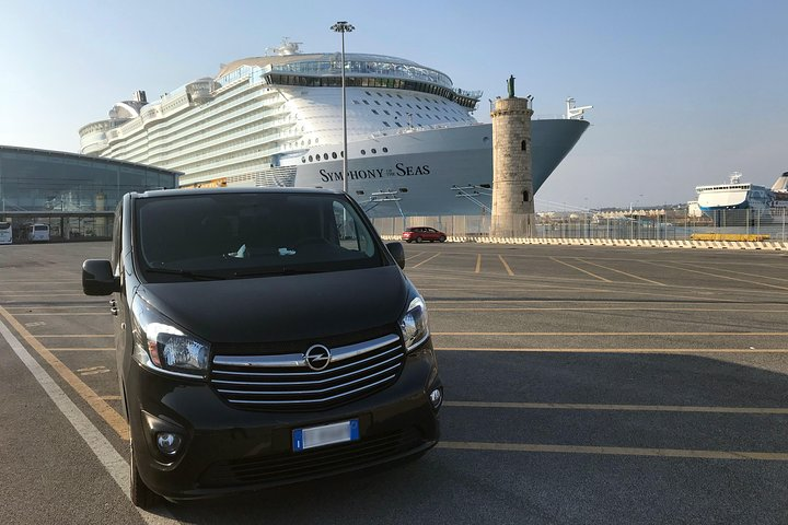Private transfer from Civitavecchia Port to Rome City - Photo 1 of 2