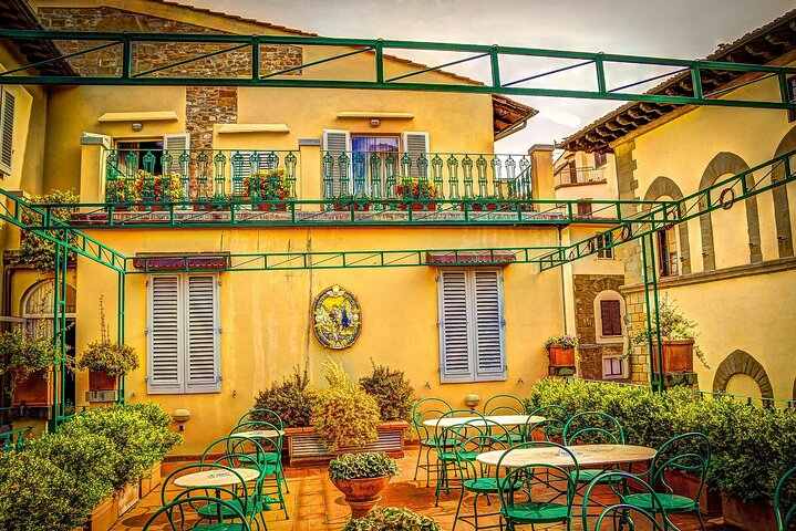 Private transfer from Genoa to Florence with 2 hours for sightseeing - Photo 1 of 6