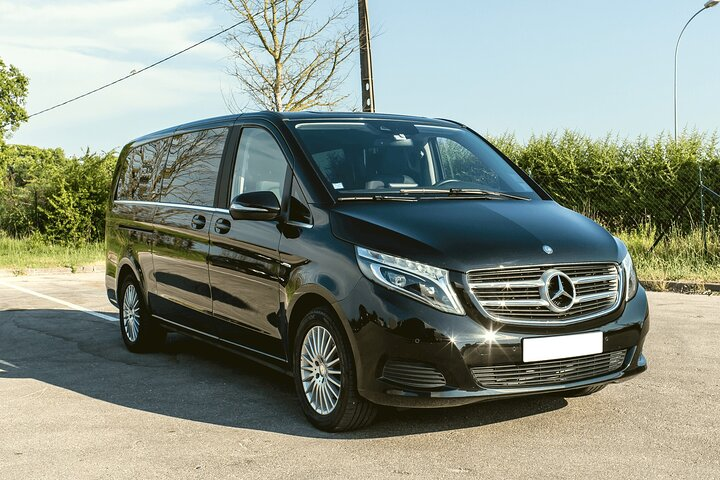 Private Transfer from Malpensa Airport MXP to Milan in Car or Van - Photo 1 of 6