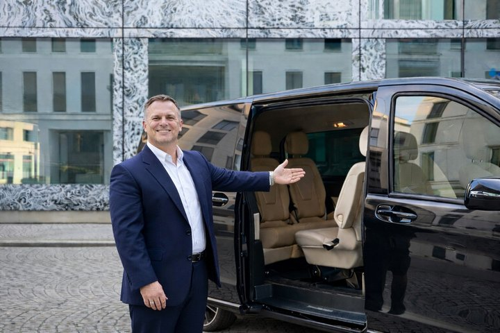 Private Transfer from Milan Airports to Switzerland Ski Resorts - Photo 1 of 17