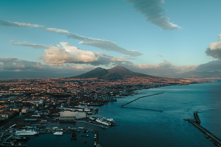 Private transfer: Naples to Rome, 2h Sightseeing Stops - Photo 1 of 9