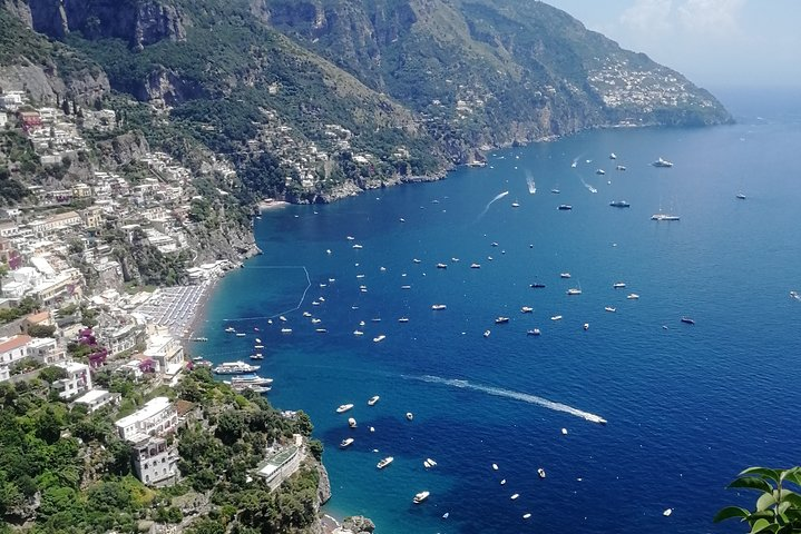 Private transfer Naples Amalfi / Ravello or vice versa - Photo 1 of 5