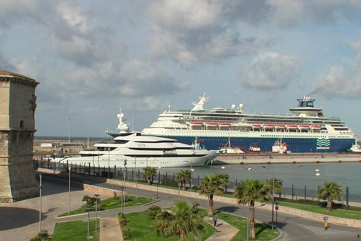 Private Transfer Rome to Civitavecchia Port - Photo 1 of 6