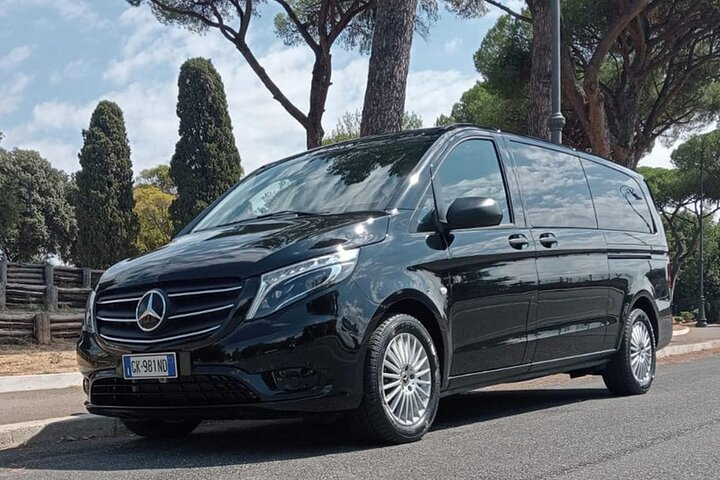 Private Transport from Fiumicino Airport to Ischia Island - Photo 1 of 7