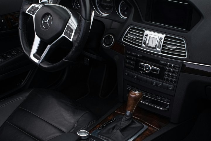 Private Luxury Transportation Between Rome and Civitavecchia Port - Photo 1 of 12