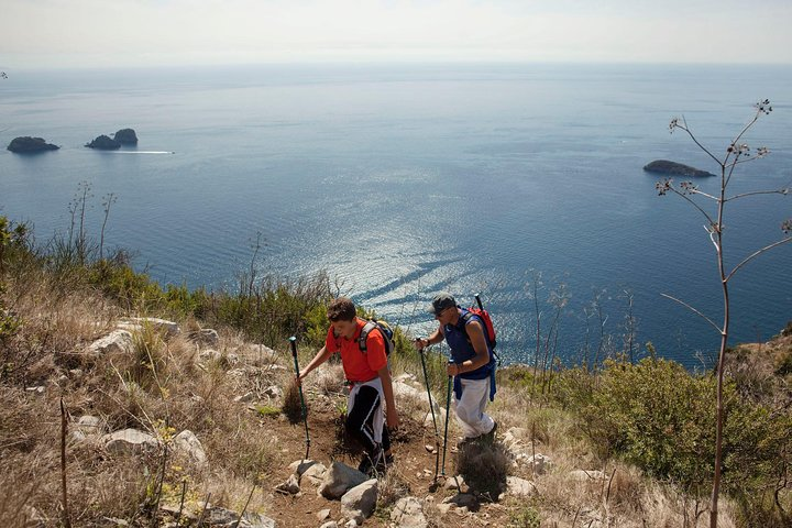 Private Trekking on the Sirenuse Trail - Photo 1 of 7