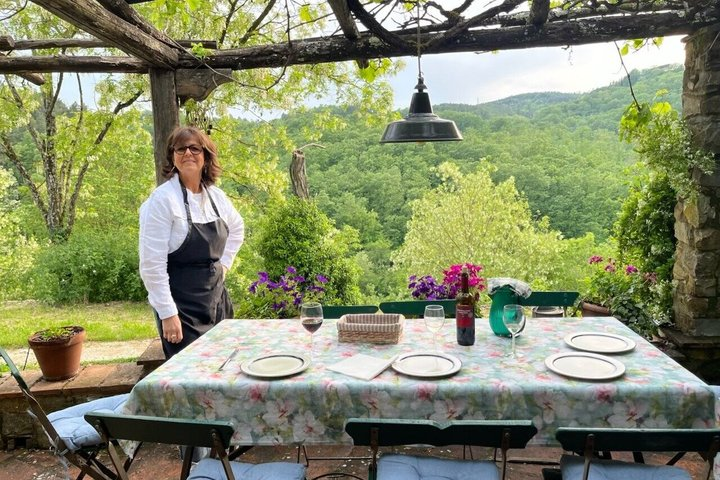 PRIVATE Tuscan Cooking Class & Wine in Maria’s Countryside Home - Photo 1 of 15