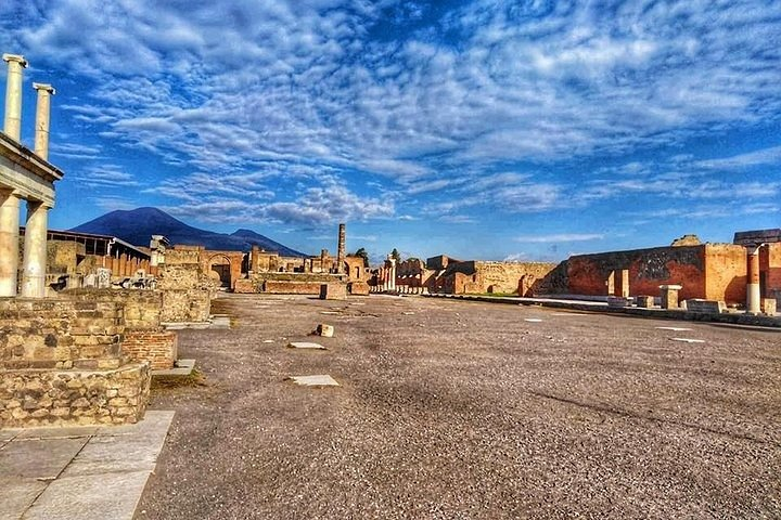 Pompeii Highlights and new discoveries - Photo 1 of 24
