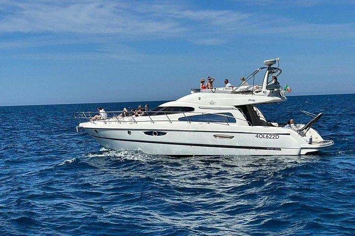 Yacht Private Tour Gallipoli Porto Cesareo - Photo 1 of 12