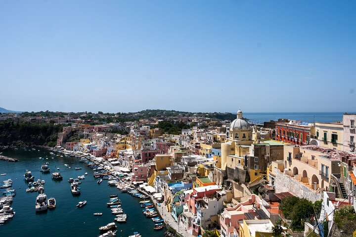 Procida Tour by Luxury Boats Positano