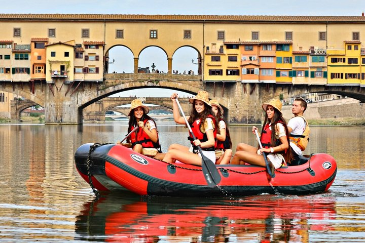 Soft Rafting in Florence under the Pontevecchio Arches - Photo 1 of 11