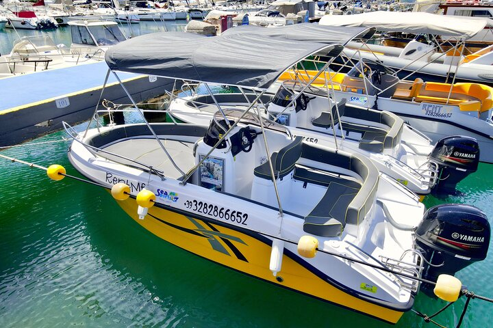Tropea: Rental New Boat 2025. 4 hours of pure fun - 7 seats - Photo 1 of 25