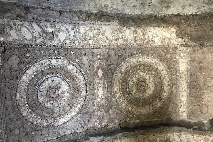 Roma Underground - Guided tour of the Annibaldi Nymphaeum - Photo 1 of 2