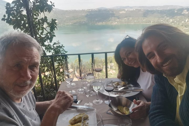 Roman countryside & Lakes Day Tour - Photo 1 of 9