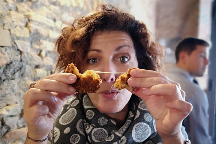 An authentic Roman lunch on the go with supplì, pizza, craft beer, gelato & more.