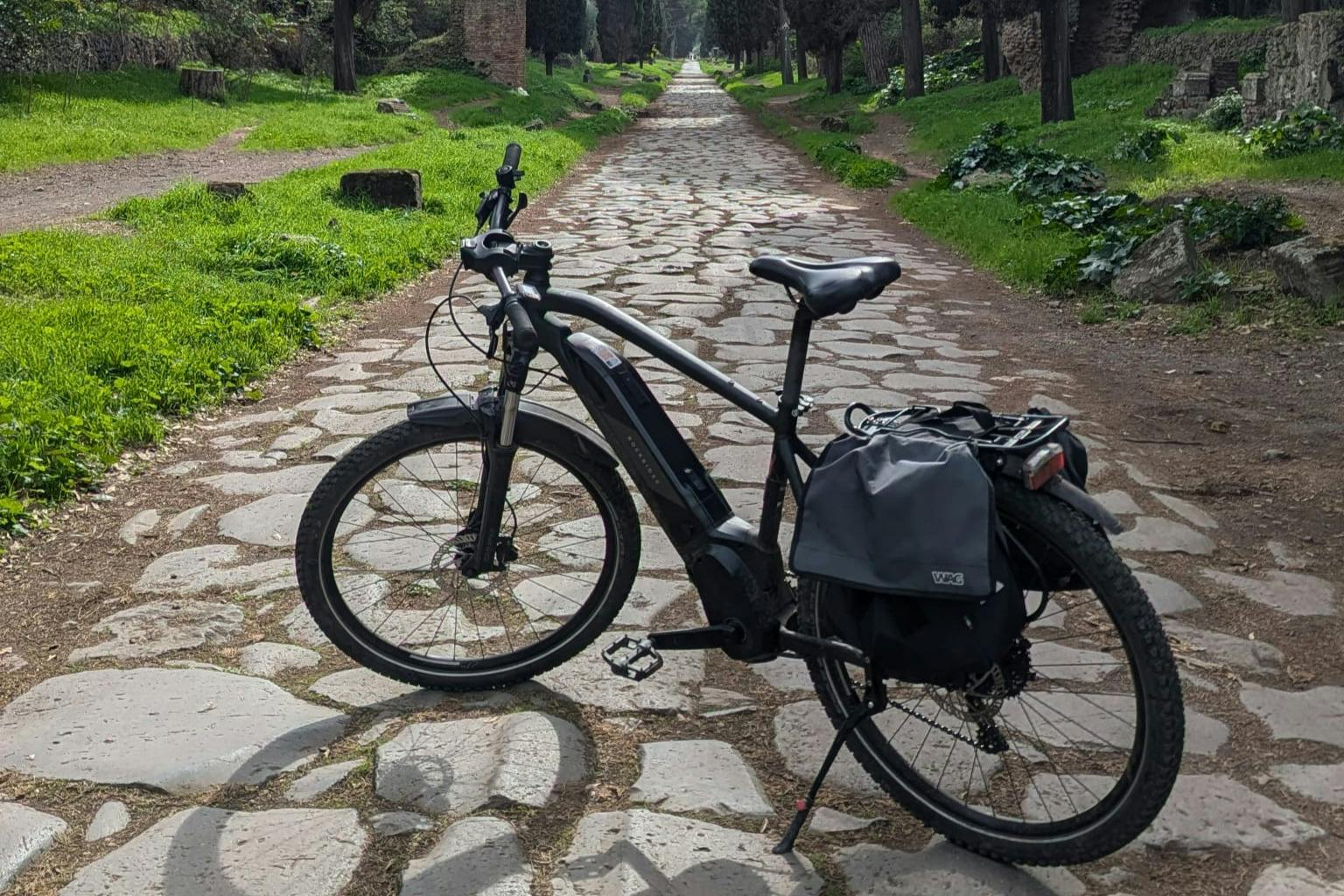 Rome: Appia Antica Day Bike Rental - Photo 1 of 5